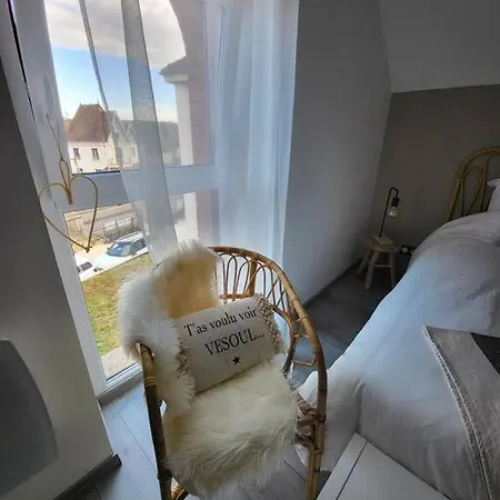 La Maisonnette By Amelie Et Sylvain *